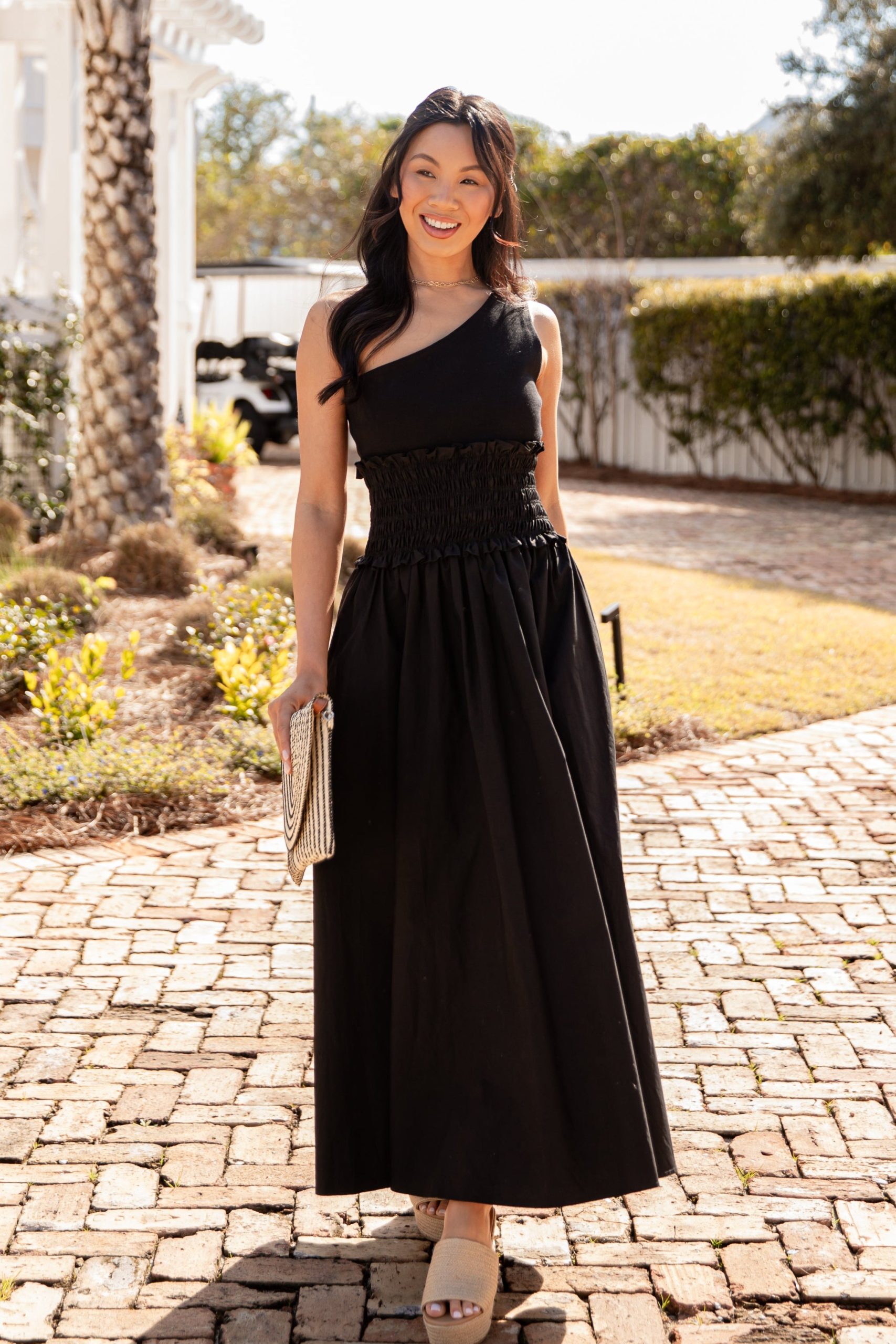 Effortless Glow Black Maxi Dress - Image 2