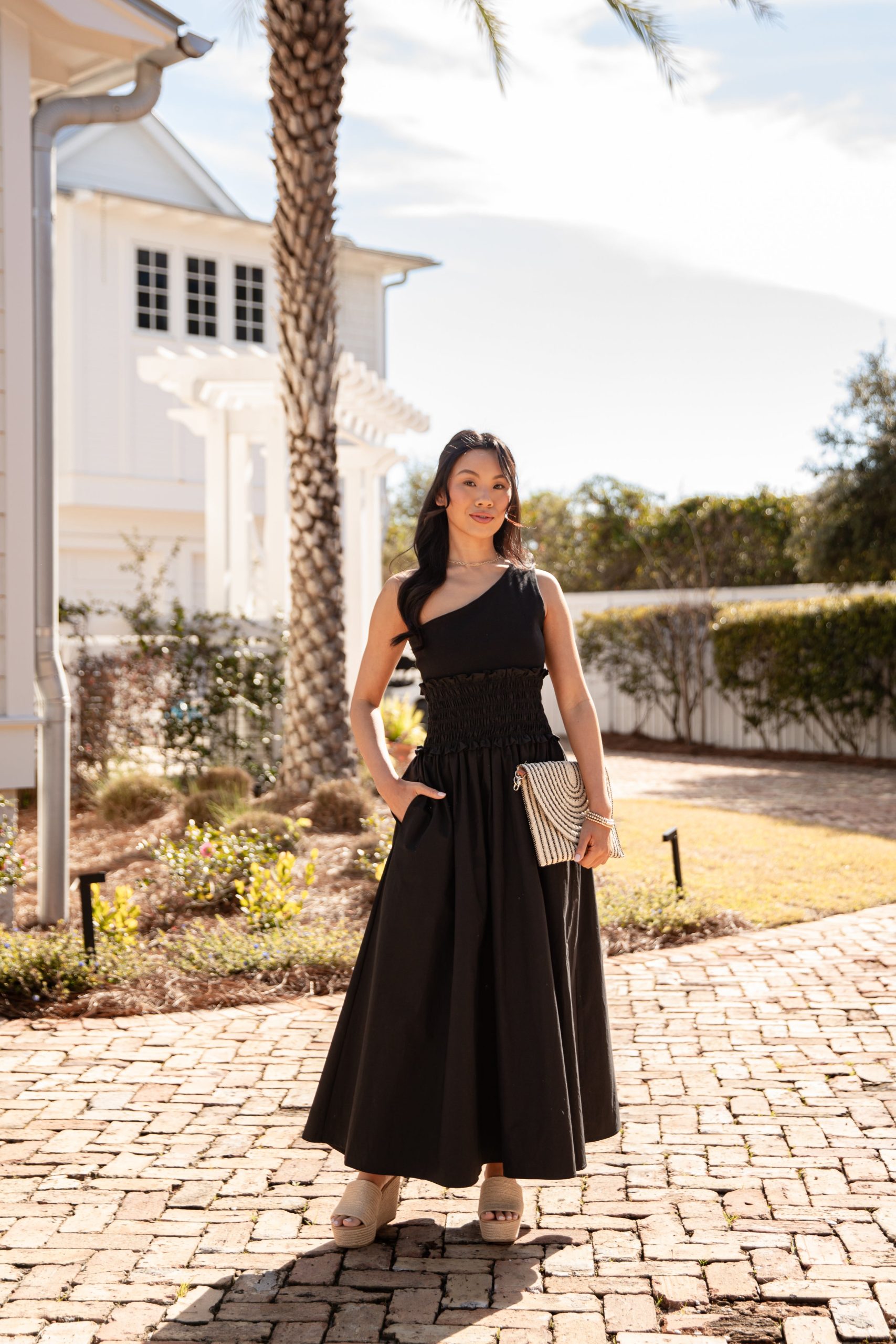 Effortless Glow Black Maxi Dress - Image 4