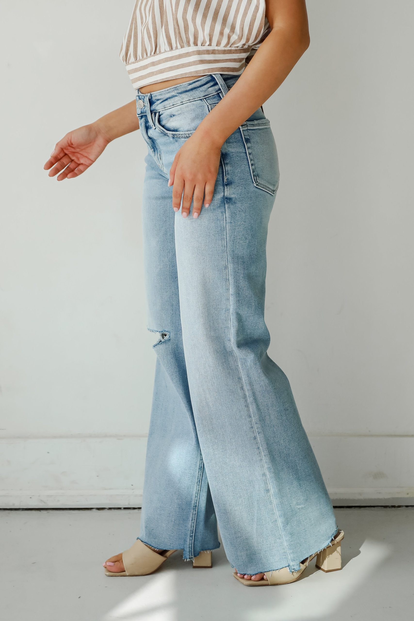 FINAL SALE - Bailey Light Wash High-Rise Distressed Wide Leg Jeans - Image 3