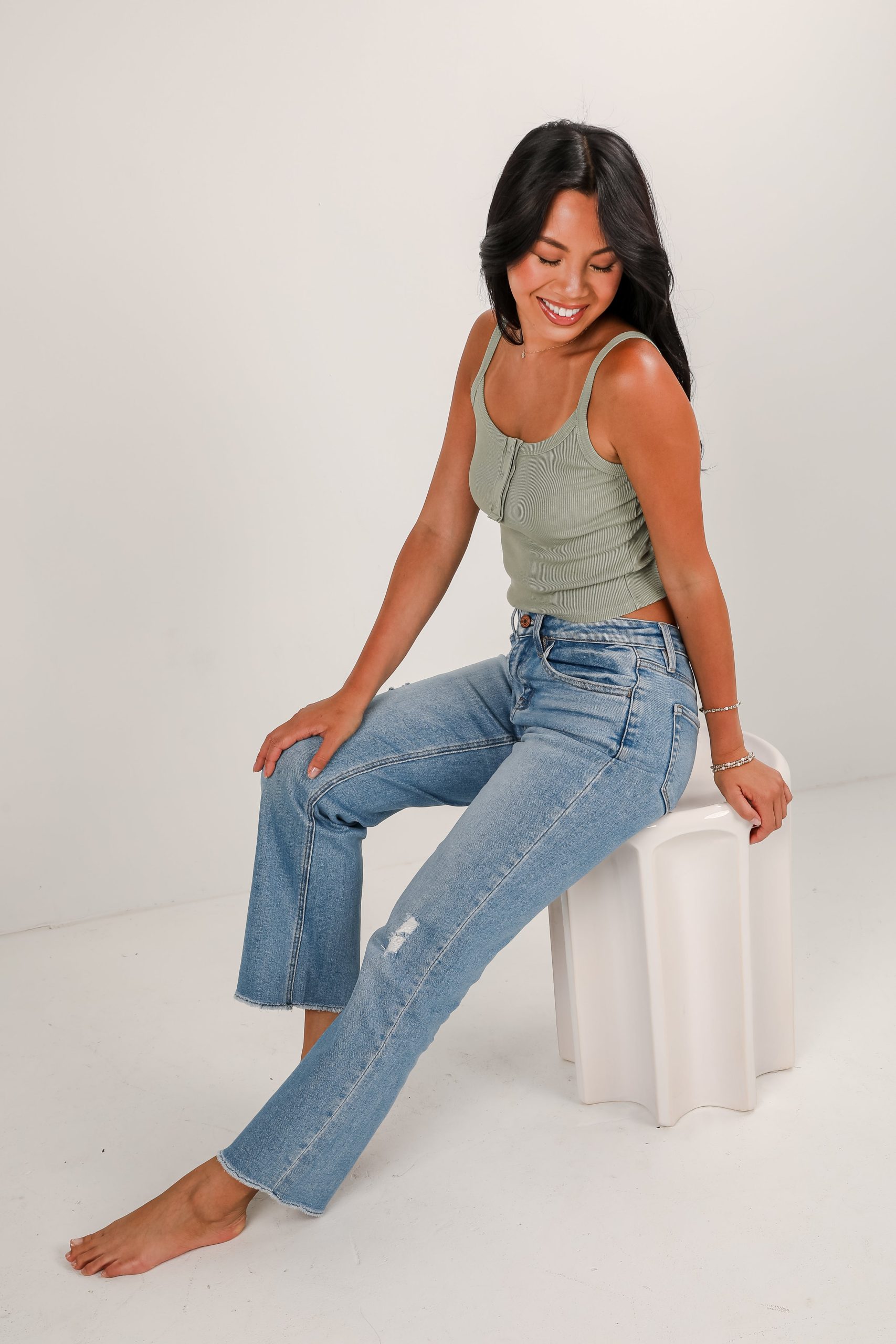 FINAL SALE - Aria Light Wash High-Rise Distressed Stretch Straight Jeans - Image 2