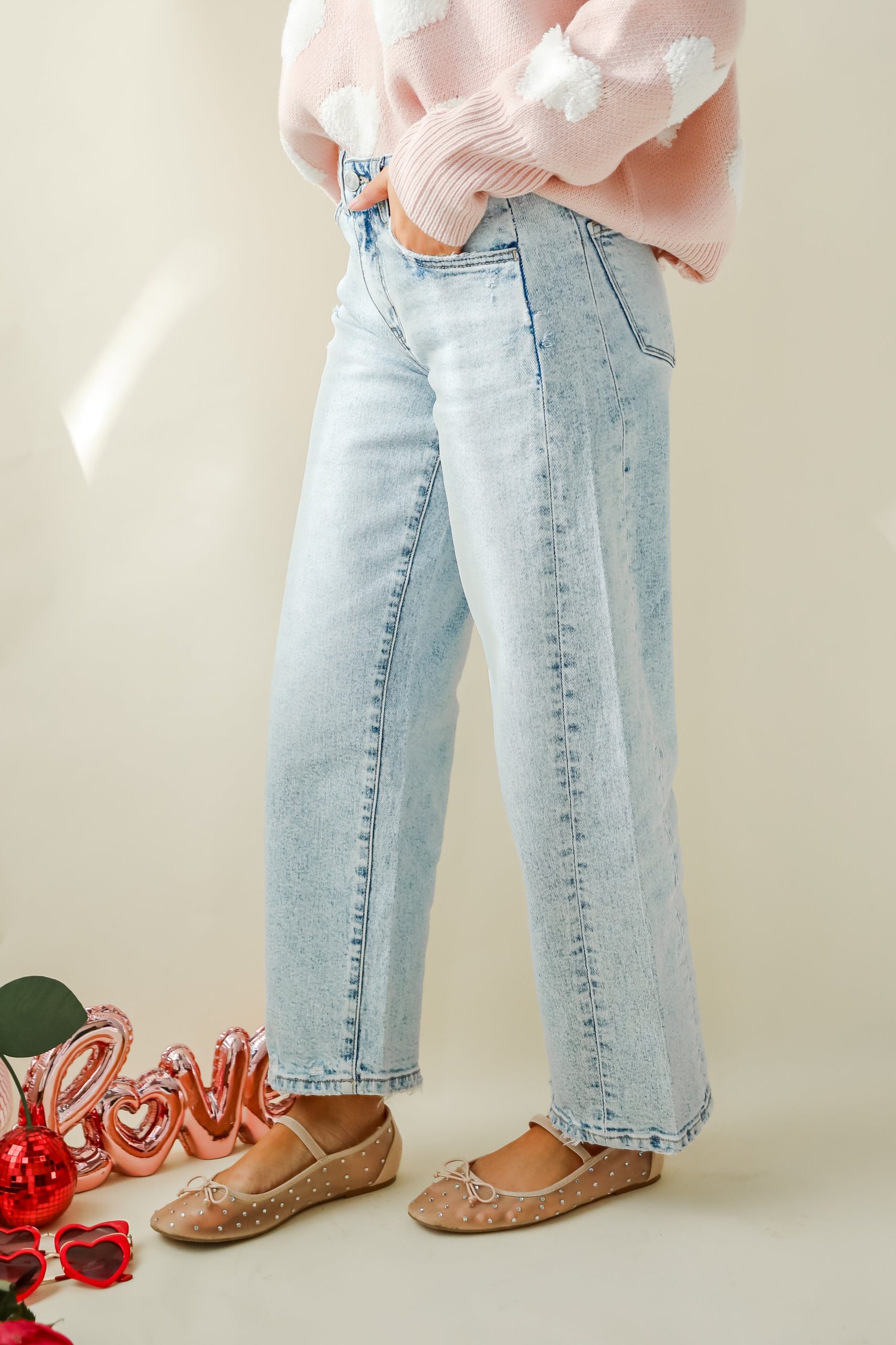 FINAL SALE - Chelsey Light Wash Barrel Jeans - Image 3