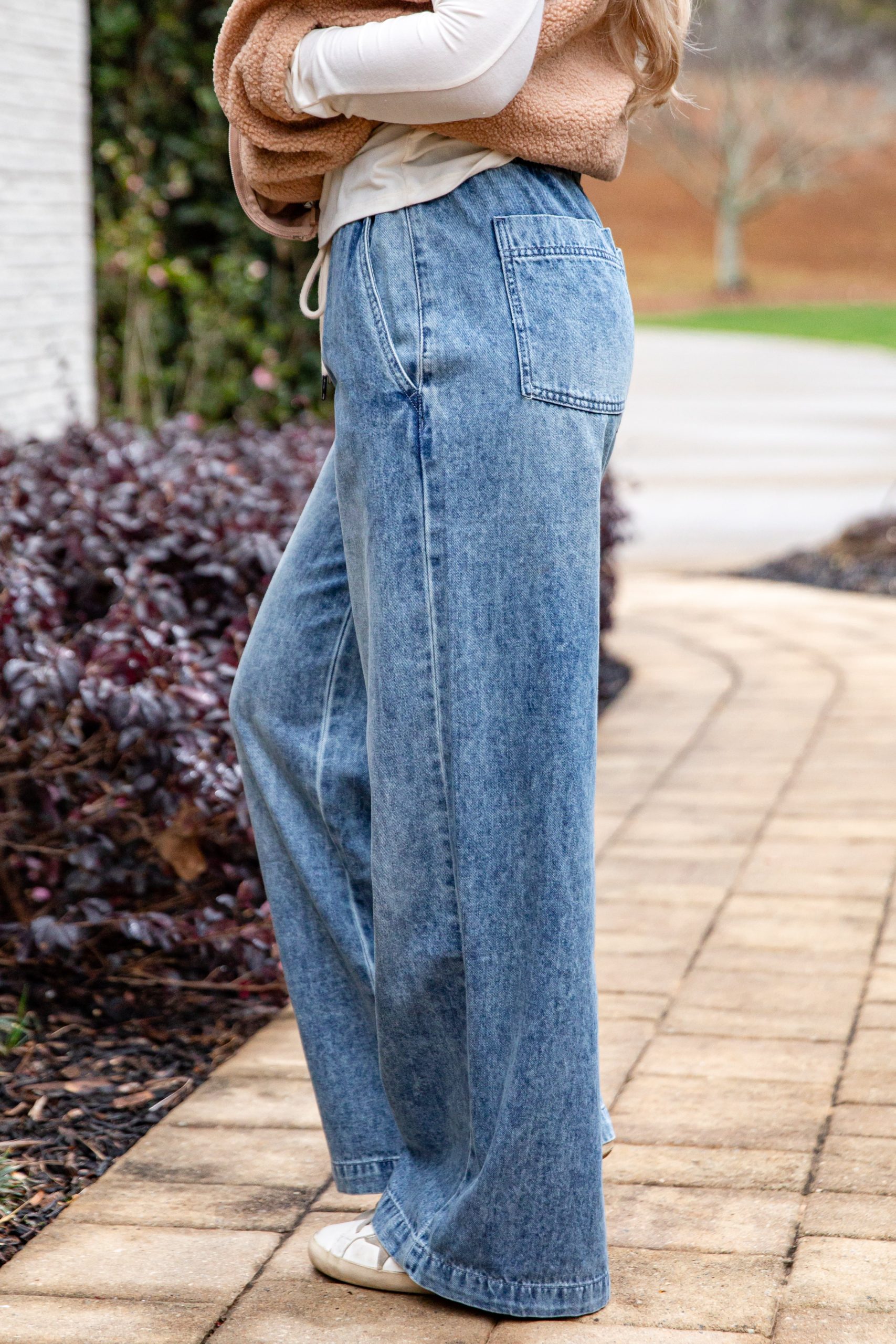 Jodie Medium Wash High-Rise Drawstring Waist Wide Leg Jeans - Image 4