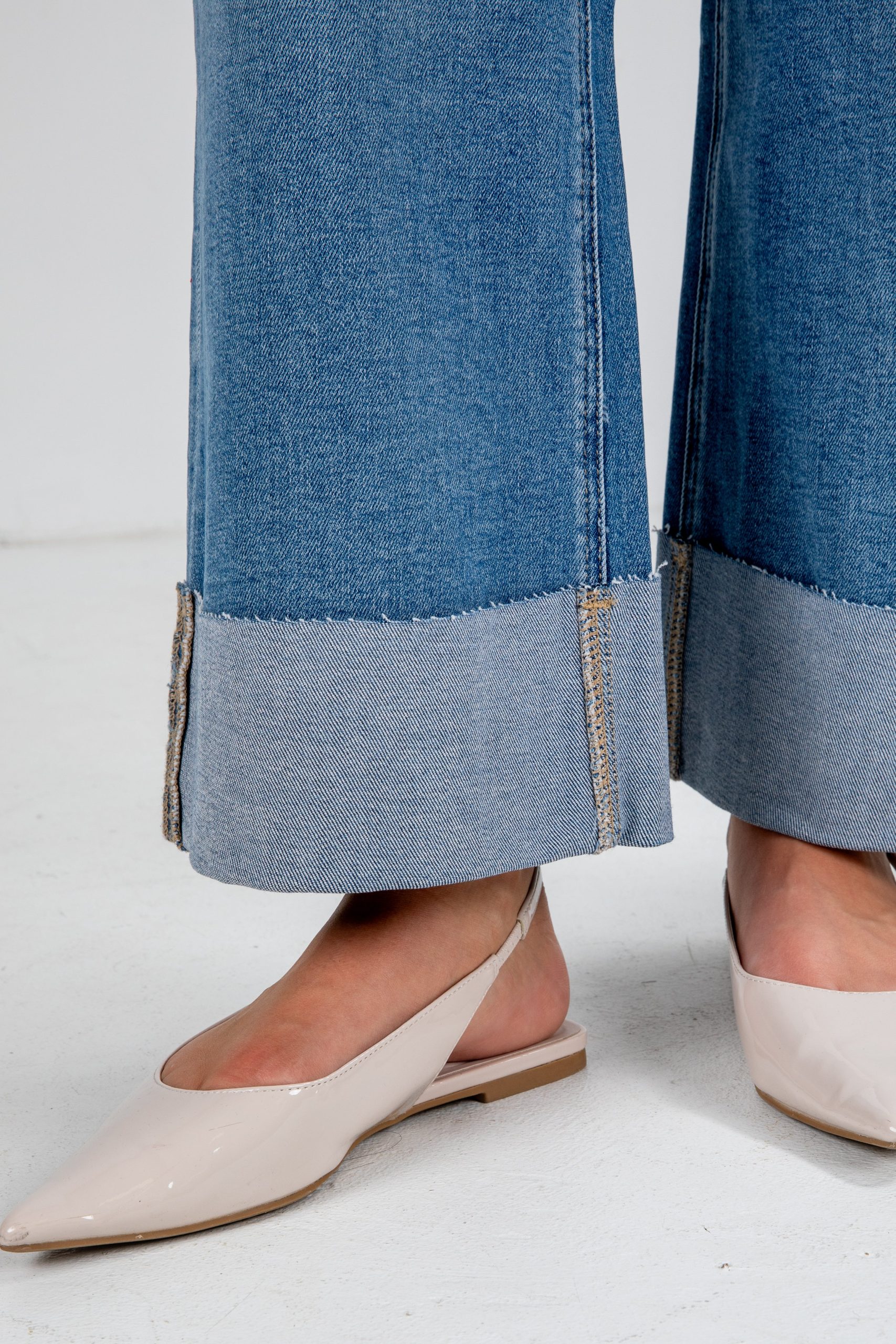 FINAL SALE - Madi Medium Wash High-Rise Cuffed Wide Leg Jeans - Image 2