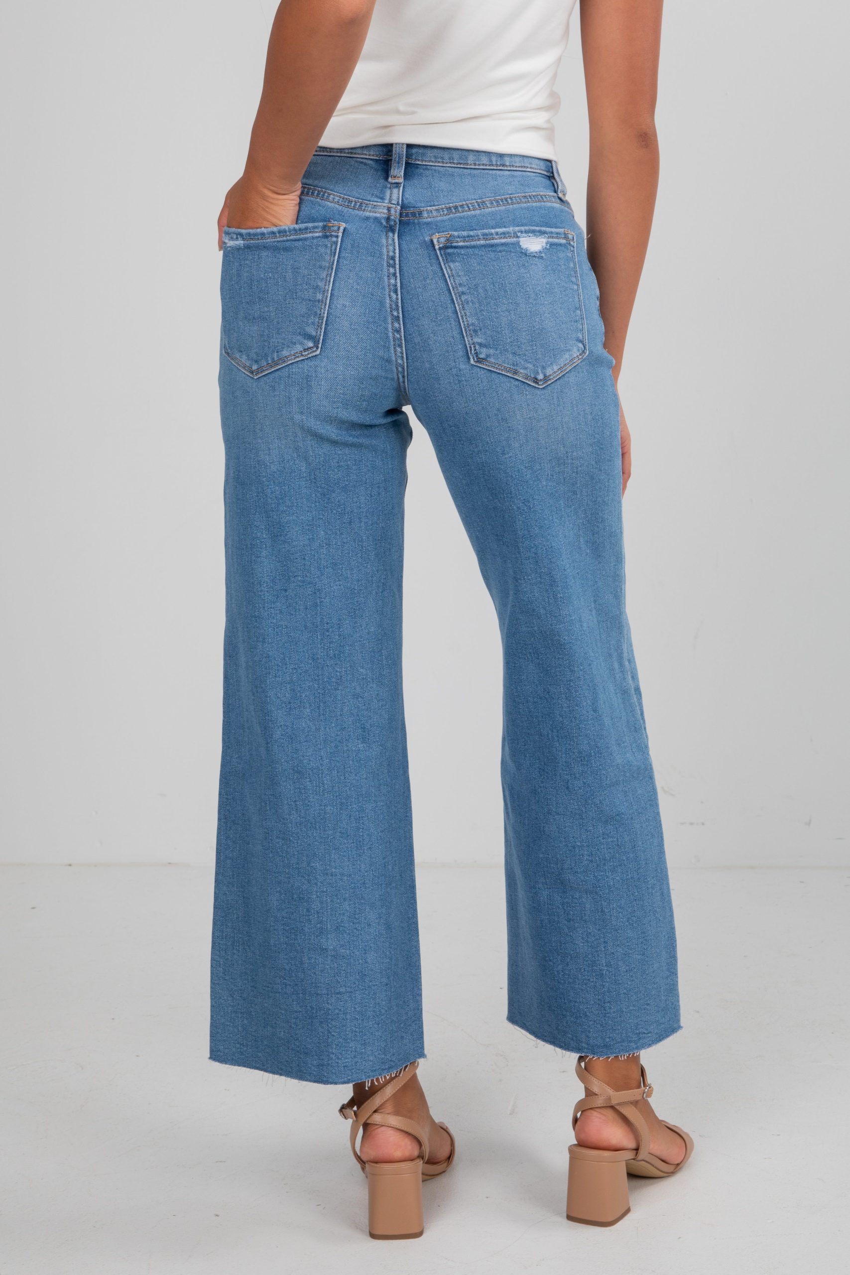 FINAL SALE - Brielle Medium Wash High-Rise Wide Leg Jeans - Image 5